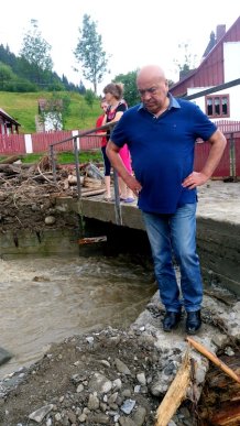 Селевий потік на Рахівщині затопив людські двори та пошкодив мости – 19 Селевий потік на Рахівщині затопив людські двори та пошкодив мости – 19