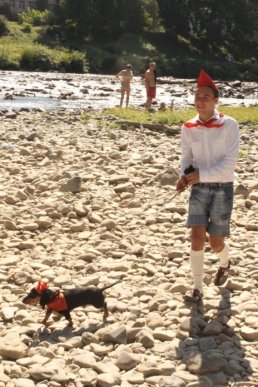 "Ужгородська регата - 2012": чудернацькі кораблі пливли Ужем (ФОТО) – 10