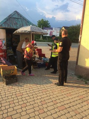 Через зухвалу продавчиню у Мукачеві довелося викликати патрульних – 03
