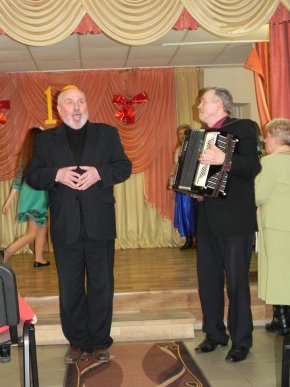 У Оноківцях відсвяткували 10-річчя від заснування народного вокального ансамблю «Карпатські голоси» – 01