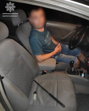 Вночі у Мукачеві зупинили водія під кайфом – 04