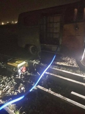 Поліцейські затримали «на гарячому» групу осіб – 04