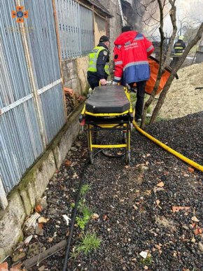 Рятувальники показали фото з місця трагічної пожежі у Мукачеві – 03 Рятувальники показали фото з місця трагічної пожежі у Мукачеві – 03