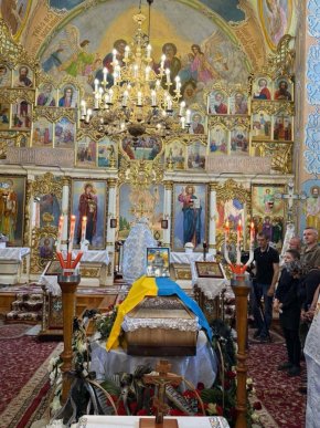 На Мукачівщині попрощались із полеглим військовим – 01
