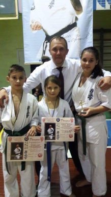 Мукачівська команда СК "Тріумф" взяла участь у Відкритому Чемпіонаті Київської області з кіокушинкай карате – 02