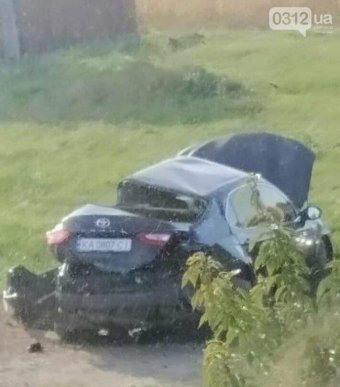 З’явилися фото з місця моторошної автотрощі – 02