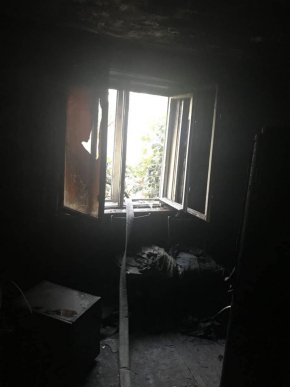 Чоловік загинув у власній квартирі  – 02