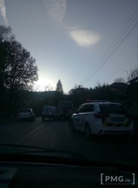 На Закарпатті рейсовий автобус та легковик потрапили у ДТП – 02