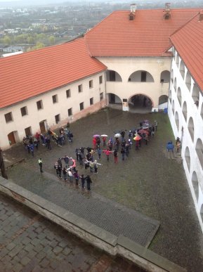 Молодь Мукачева провела флешмоб єдності "Ми разом! - Мы вместе!" (ФОТО,ВІДЕО) – 07