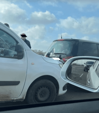 Утворились чималі затори: неподалік ринку "ГІД" трапилась аварія – 02