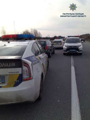 Чоловік скоїв три аварії за один день. Є постраждалі – 04 Чоловік скоїв три аварії за один день. Є постраждалі – 04