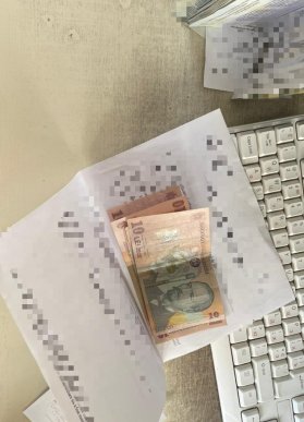 Прикордонникам дедалі частіше пропонують хабарі за можливість перетнути кордон без ПЛР-тесту – 01