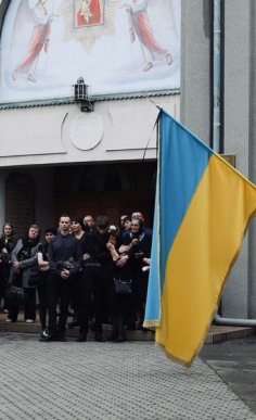 У Мукачеві попрощалися з полеглим на війні Героєм – 03