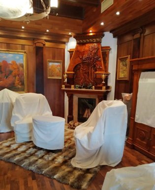 Обшуки маєтку родини Віктора Медведчука на Закарпатті: опубліковано ексклюзивні кадри – 08