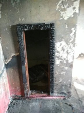 Пожежники рятували житловий будинок від вогню – 01