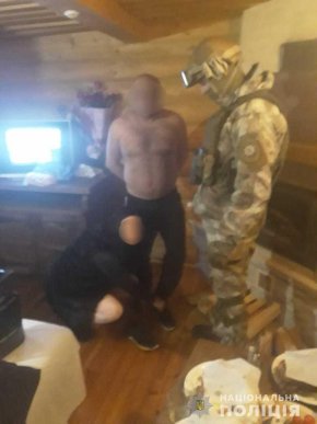 Спецоперація у Мукачеві: відомі подробиці резонансного затримання наркоторговців – 05 Спецоперація у Мукачеві: відомі подробиці резонансного затримання наркоторговців – 05