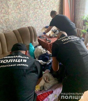 Поліція затримала зловмисника з іншої області, який обікрав будинок на Мукачівщині – 04 Поліція затримала зловмисника з іншої області, який обікрав будинок на Мукачівщині – 04