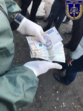 Закарпатський прикордонник "погорів" на хабарі – 02 Закарпатський прикордонник "погорів" на хабарі – 02