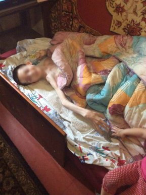 У Мукачеві у горе-матері правоохоронці забрали шістьох дітей – 01 У Мукачеві у горе-матері правоохоронці забрали шістьох дітей – 01