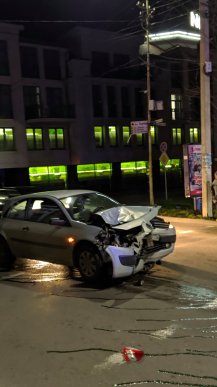 Масштабна аварія: постраждали молоді ужгородки – 06