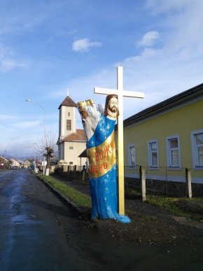 У Великому Березному з’явилась скульптура Святої Трійці – 04