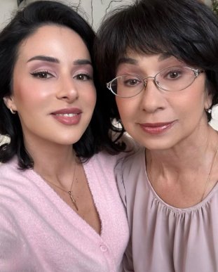 Злата Огнєвіч замилувала фанатів ніжними світлинами з мамою – 01