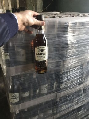 Податкова міліція вилучила в Ужгороді велику партію алкоголю – 04