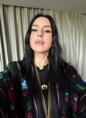 «Личить кожному»: як зірки святкують День вишиванки – 17