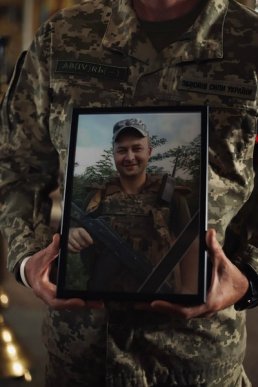 У Мукачеві поховали 31-річного війського 128-ої бригади – 01