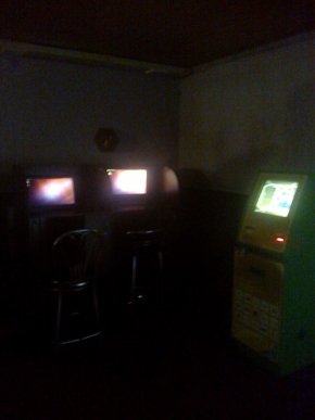 Правоохоронці Мукачева вилучили з чотирьох гральних закладів обладнання – 04