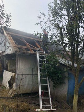 У Рахівському районі вирувала пожежа – 01