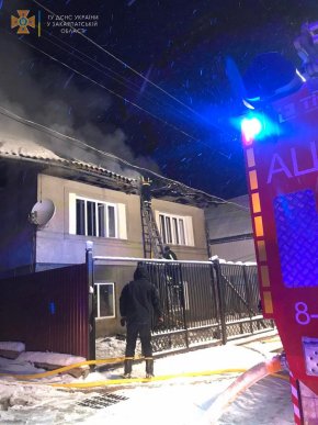 На Тячівщині вночі вирувала велика пожежа – 01