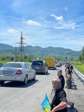 Балотувався депутатом до селищної ради: поховали закарпатця, який загинув на війні – 01