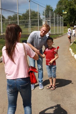 "Необхідно ремонтувати школи, дитячі садочки, амбулаторії", – Валерій Лунченко поспілкувався із закарпатцями – 05