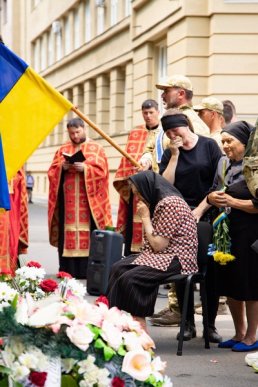 Сьогодні Закарпаття попрощалося із двома Героями – 04