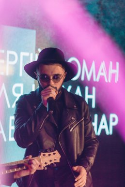 Мода заради життя: на Закарпатті відбувся ІІІ-й благодійний показ мод дизайнерки Роксолани Новак – 90