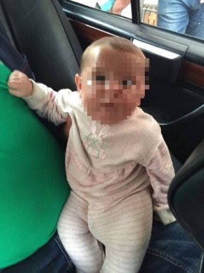 Батько намагався продати немовля – 01