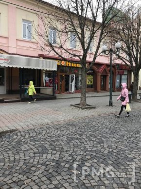 Як зараз працюють магазини у Мукачеві: фоторепортаж – 06
