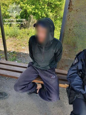 Погоня на трасі Київ-Чоп: стало відомо, чому поліцейські наздоганяли авто – 02 Погоня на трасі Київ-Чоп: стало відомо, чому поліцейські наздоганяли авто – 02