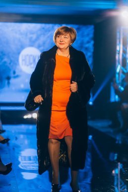 Мода заради життя: на Закарпатті відбувся ІІІ-й благодійний показ мод дизайнерки Роксолани Новак – 107