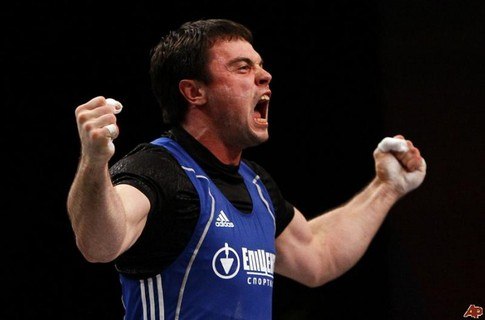 Українець завоював золото на Олімпіаді в Лондоні (ВІДЕО) Українець завоював золото на Олімпіаді в Лондоні (ВІДЕО)