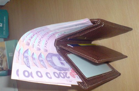 Псевдо-соцробітниця обікрала пенсіонерку Псевдо-соцробітниця обікрала пенсіонерку