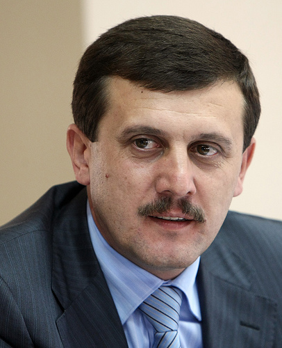 Василь Петьовка всерйоз зайнявся шкільними туалетами Василь Петьовка всерйоз зайнявся шкільними туалетами