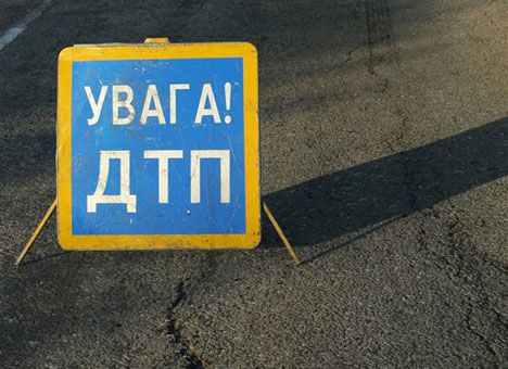 В Ужгороді на об’їзній мотоцикліст потрапив у ДТП В Ужгороді на об’їзній мотоцикліст потрапив у ДТП