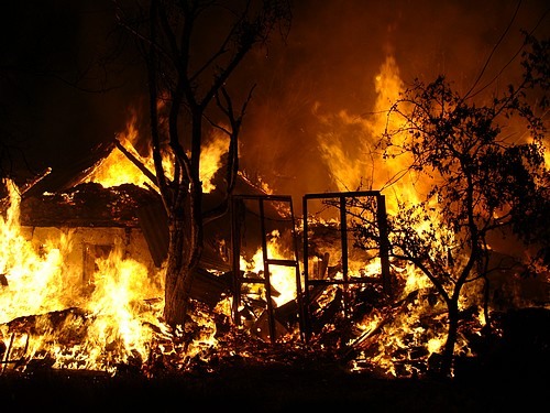 На Воловеччині невідомі підпалили склад лісництва На Воловеччині невідомі підпалили склад лісництва