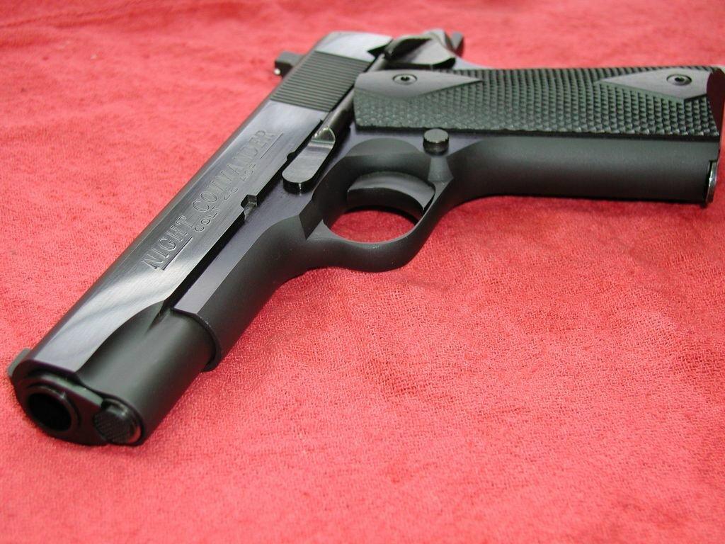 На Берегівщині в закарпатського угорця вилучили вогнепальну зброю На Берегівщині в закарпатського угорця вилучили вогнепальну зброю
