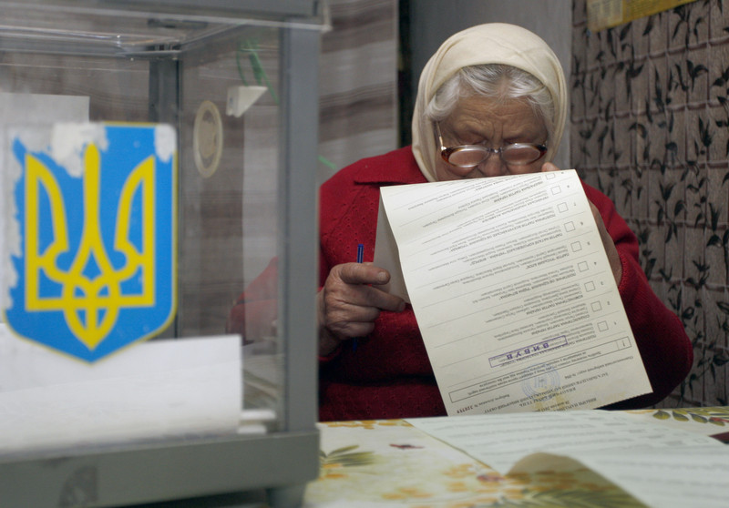 ЦВК обробила 41,42% протоколів: ПР і КПУ втрачають, а опозиція набирає (ГРАФІК) ЦВК обробила 41,42% протоколів: ПР і КПУ втрачають, а опозиція набирає (ГРАФІК)