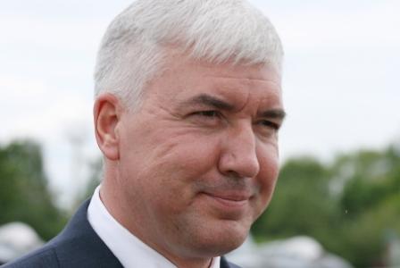 В. о. міністра оборони Дмитро Саламатін обматюкав працівника служби охорони Верховної Ради В. о. міністра оборони Дмитро Саламатін обматюкав працівника служби охорони Верховної Ради
