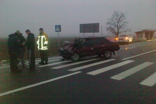 Біля села Іванівці сталася ДТП (ФОТО) Біля села Іванівці сталася ДТП (ФОТО)