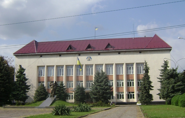 Угорська мова стала регіональною на Виноградівщині Угорська мова стала регіональною на Виноградівщині